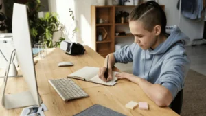 Discover how to create a productive home learning environment that keeps you motivated and focused. Get practical tips on organising your space, staying on track, and making the most of your distance learning journey.